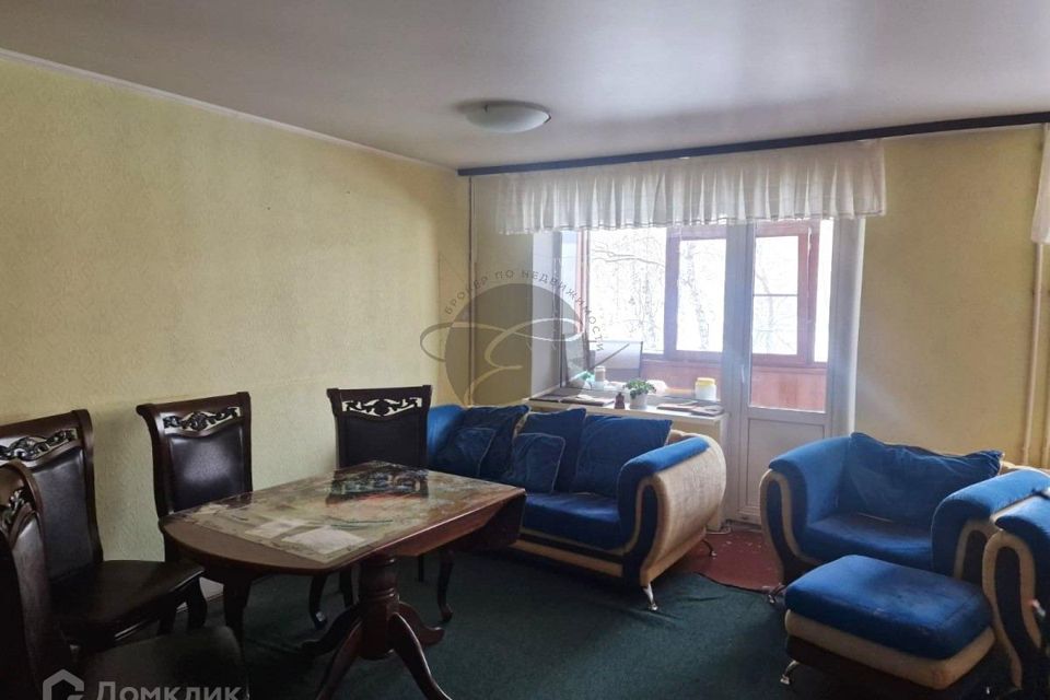 Продаётся 4-комнатная квартира, 97 м²