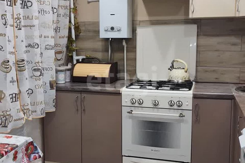 Продаётся 2-комнатная квартира, 42.8 м²