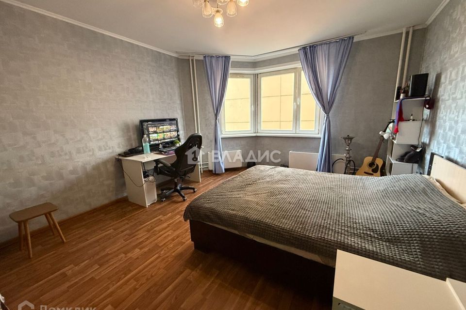 Продаётся 1-комнатная квартира, 42.3 м²