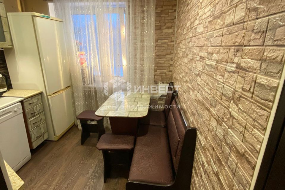 Продаётся 2-комнатная квартира, 42.2 м²
