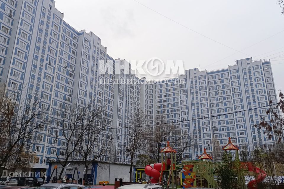 Продаётся 1-комнатная квартира, 38 м²