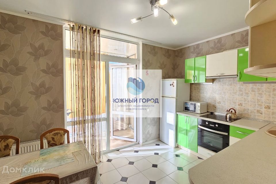 Сдаётся 1-комнатная квартира, 47 м²
