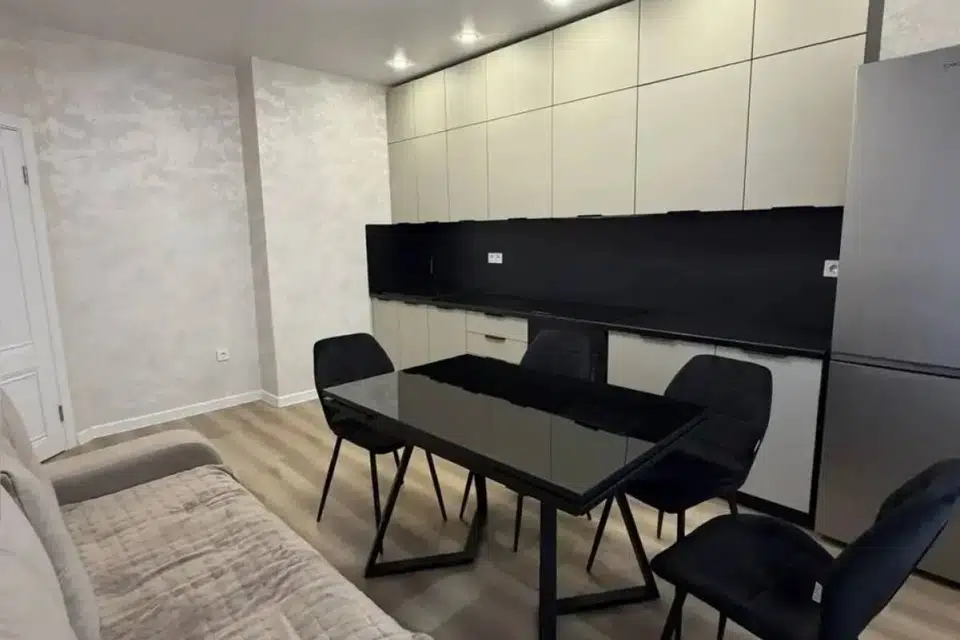 Продаётся 2-комнатная квартира, 58 м²