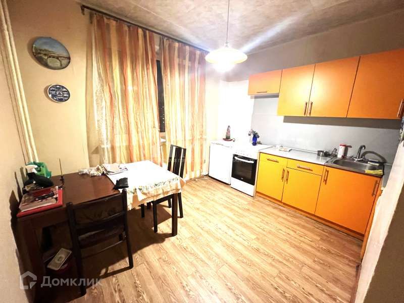 Продаётся 2-комнатная квартира, 58.2 м²