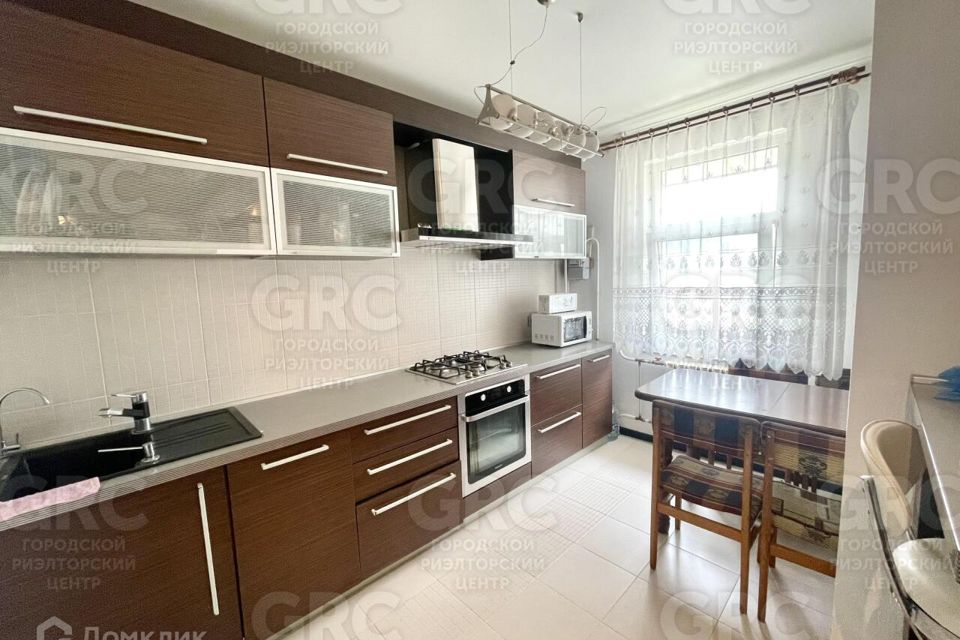 Продаётся 3-комнатная квартира, 76.5 м²