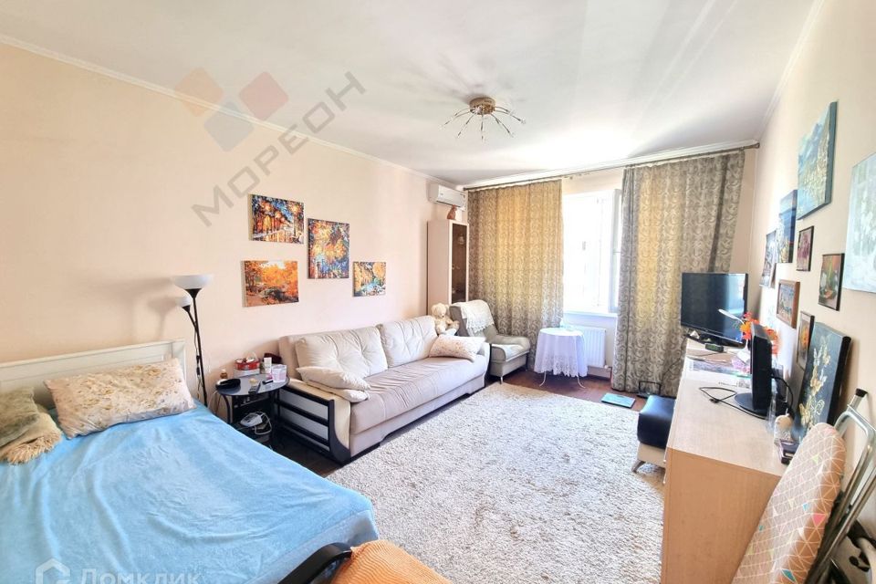 Продаётся 1-комнатная квартира, 41.2 м²