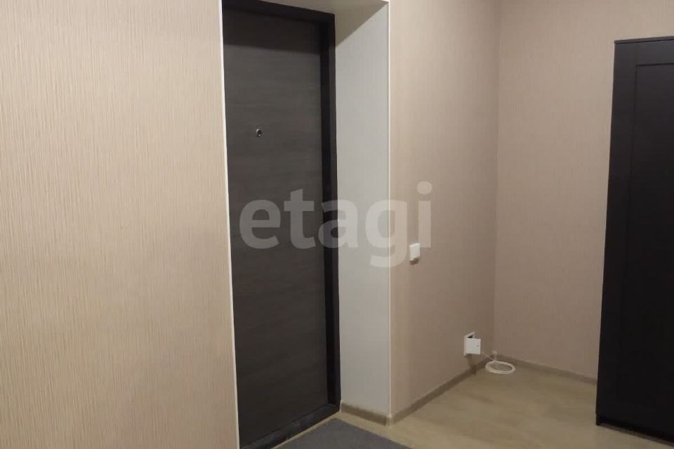 Продаётся 1-комнатная квартира, 48 м²