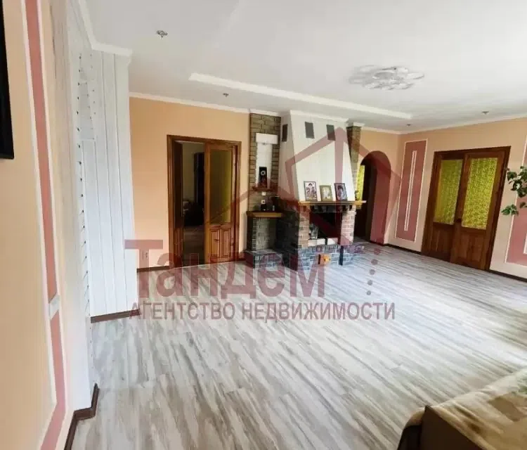 Продаётся 2-этажный дом, 310 м²
