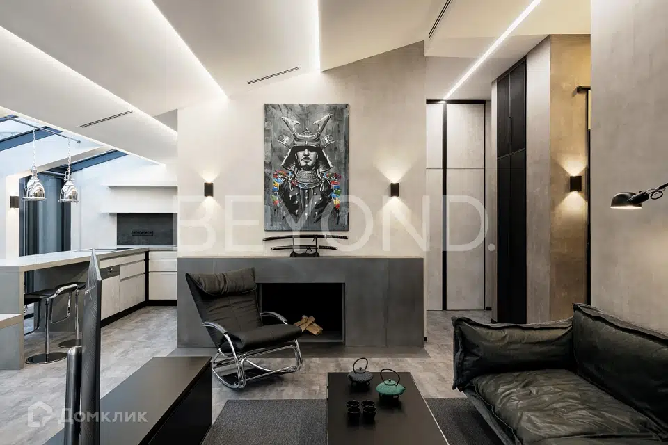 Продаётся 2-комнатная квартира, 135 м²