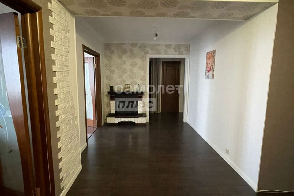 Продаётся 3-комнатная квартира, 93.6 м²