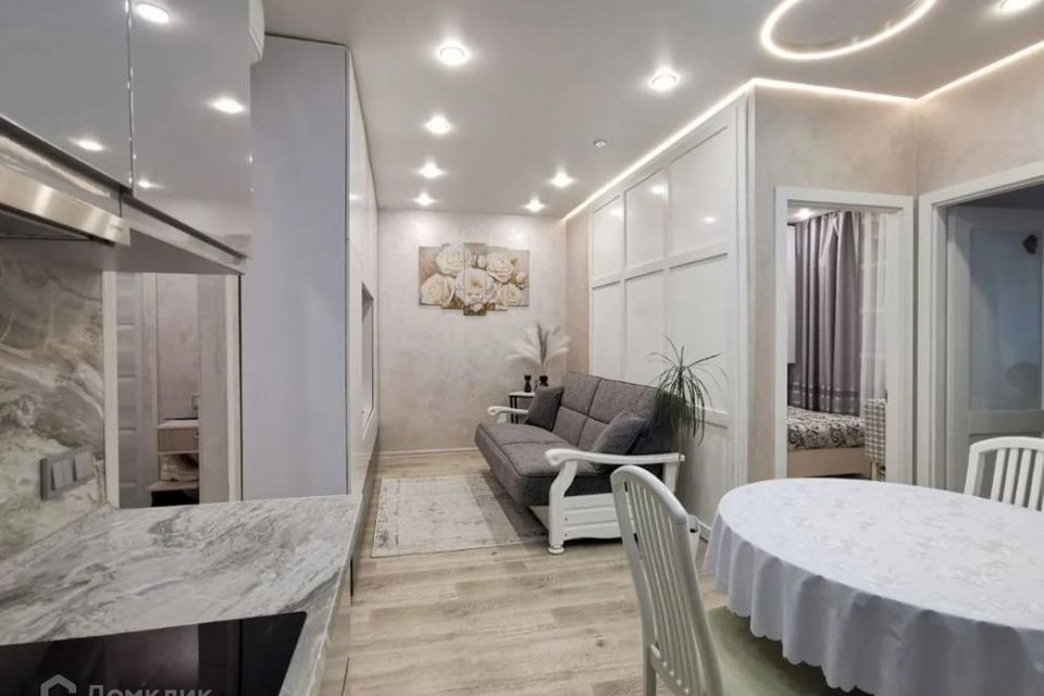 Продаётся 2-комнатная квартира, 55.65 м²