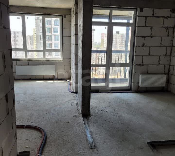 Продаётся 1-комнатная квартира, 37.3 м²