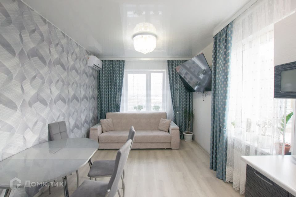 Продаётся 2-комнатная квартира, 66.2 м²