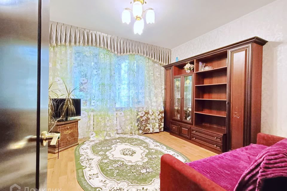 Продаётся 3-комнатная квартира, 58.4 м²