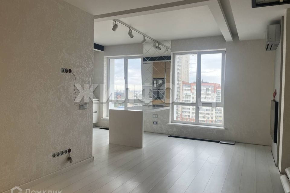 Продаётся 1-комнатная квартира, 59 м²