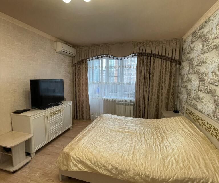 Сдаётся 1-комнатная квартира, 37 м²