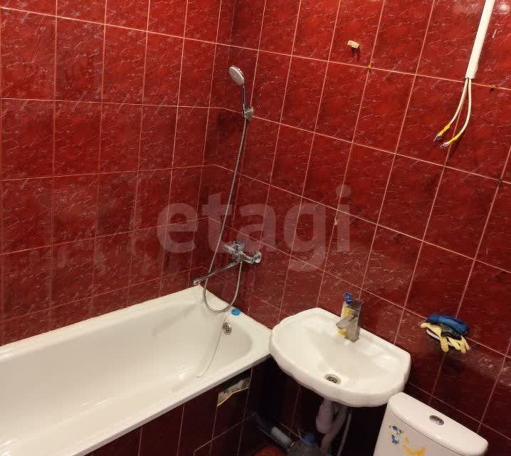 Продаётся 1-комнатная квартира, 37.3 м²