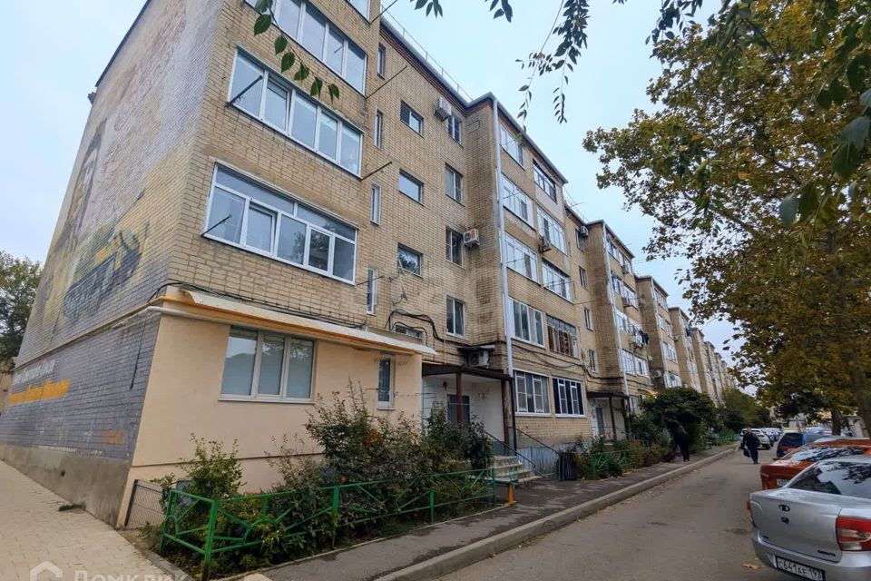 Продаётся 2-комнатная квартира, 48.7 м²