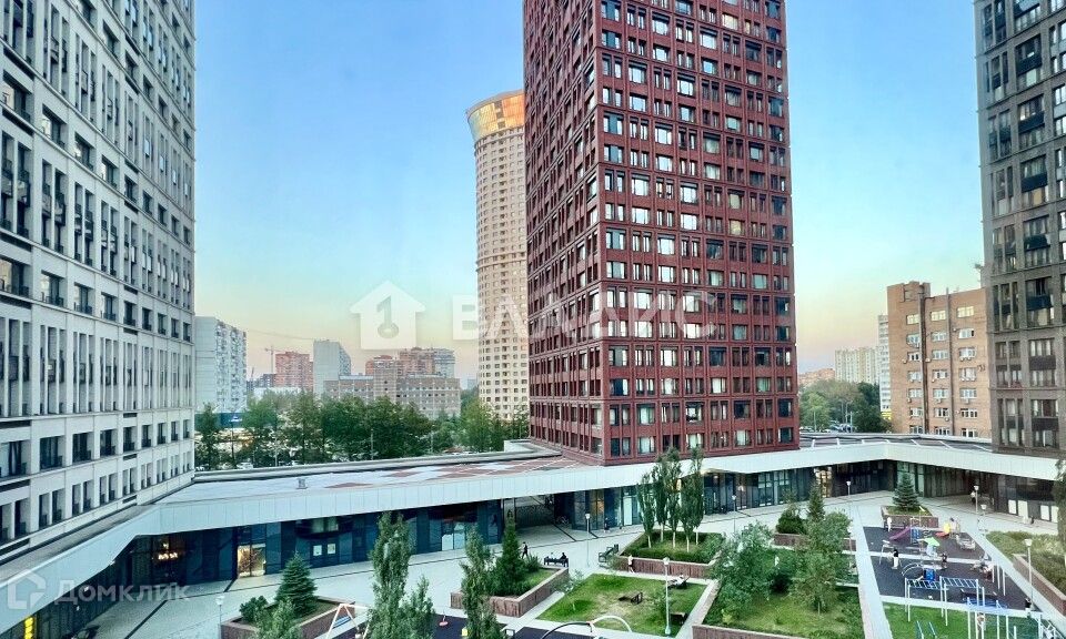 Продаётся 3-комнатная квартира, 97 м²