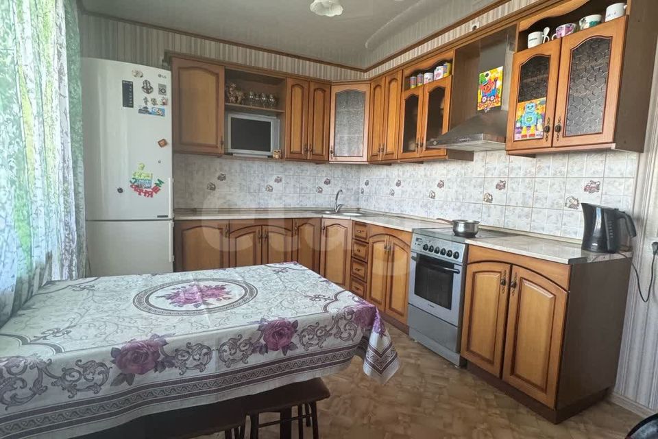 Продаётся 2-комнатная квартира, 60.2 м²