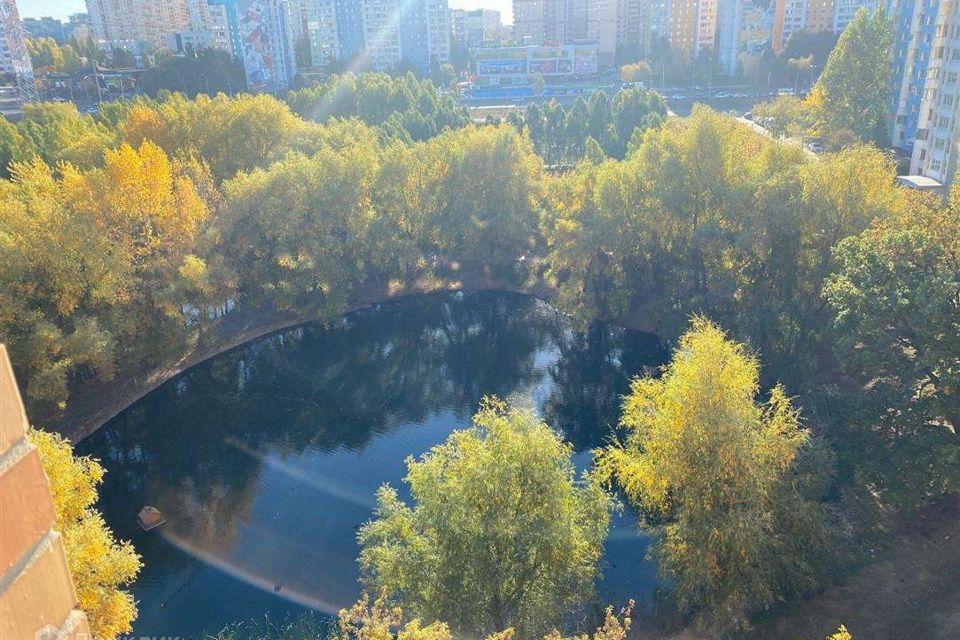 Продаётся 3-комнатная квартира, 117 м²