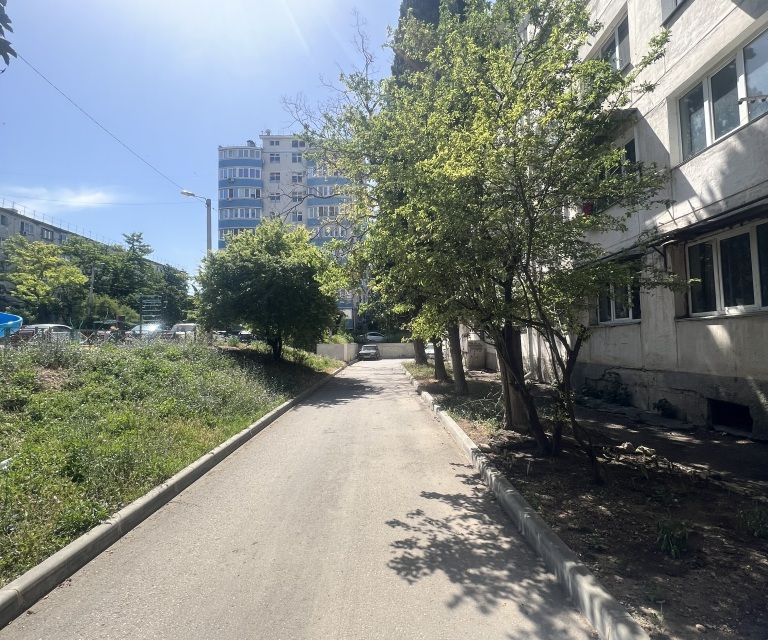 Продаётся 2-комнатная квартира, 57 м²