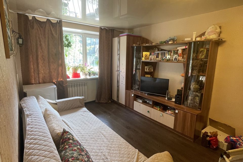 Продаётся 3-комнатная квартира, 57 м²