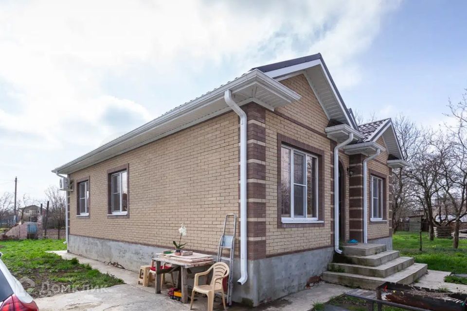 Продаётся 1-этажный дом, 105 м²