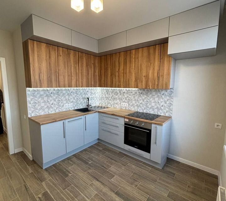 Продаётся 2-комнатная квартира, 56.3 м²