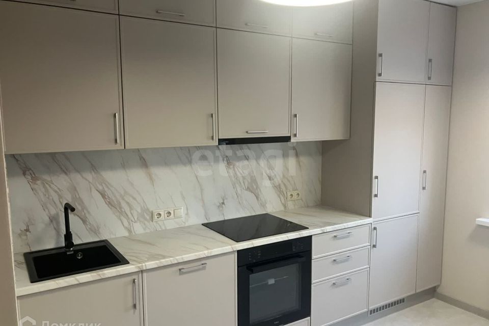 Продаётся 2-комнатная квартира, 57 м²