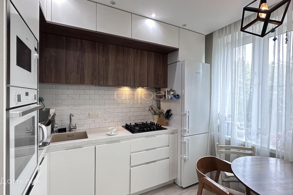 Продаётся 3-комнатная квартира, 68.7 м²