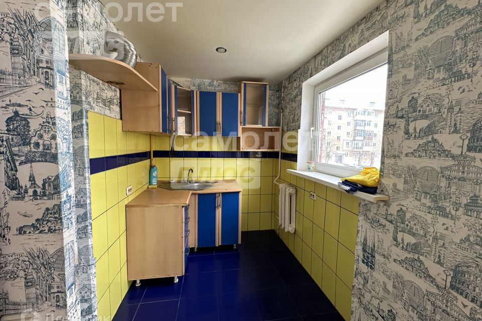 Продаётся 3-комнатная квартира, 56 м²