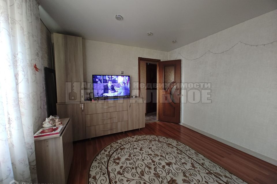 Продаётся 1-комнатная квартира, 40 м²