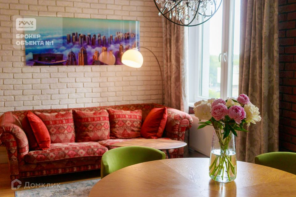 Сдаётся 4-комнатная квартира, 102 м²
