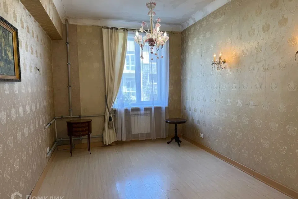 Продаётся 2-комнатная квартира, 56.3 м²
