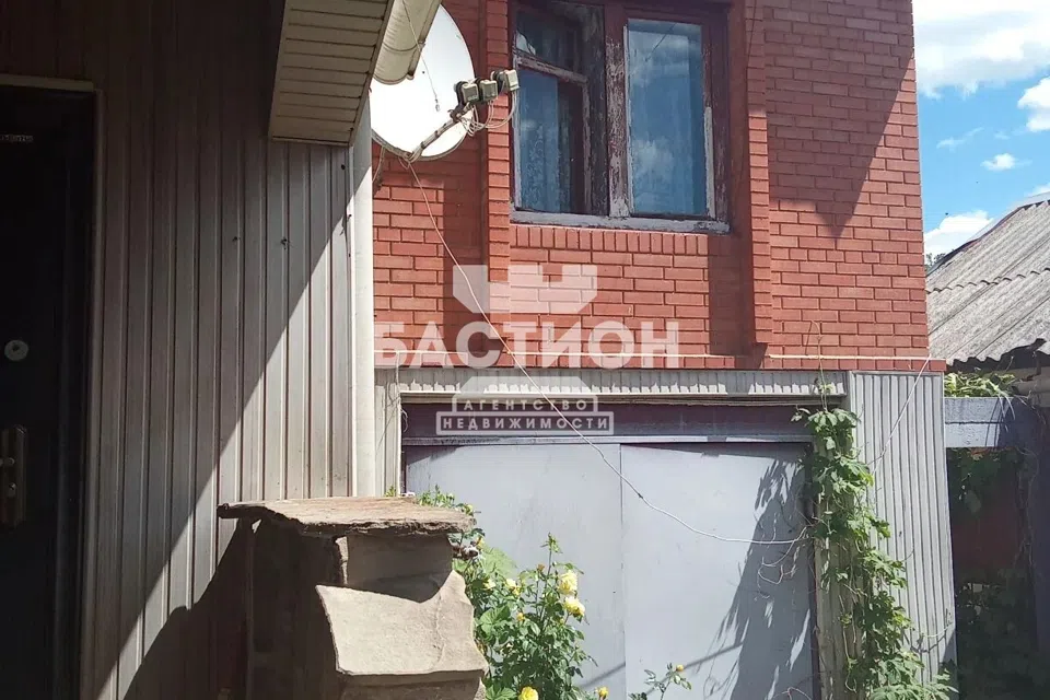 Продаётся 2-этажный дом, 174 м²