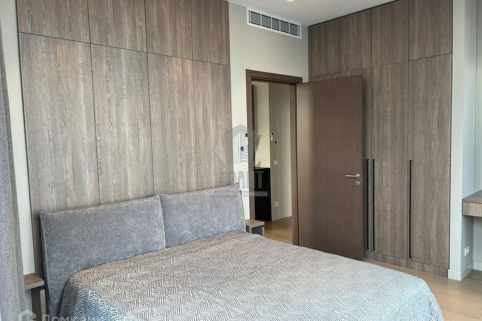 Сдаётся 2-комнатная квартира, 86 м²