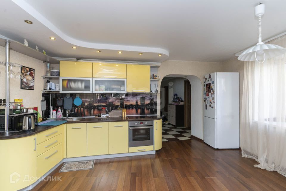 Продаётся 3-комнатная квартира, 99.8 м²