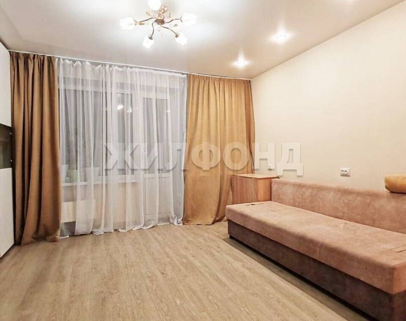 Продаётся 3-комнатная квартира, 65.9 м²