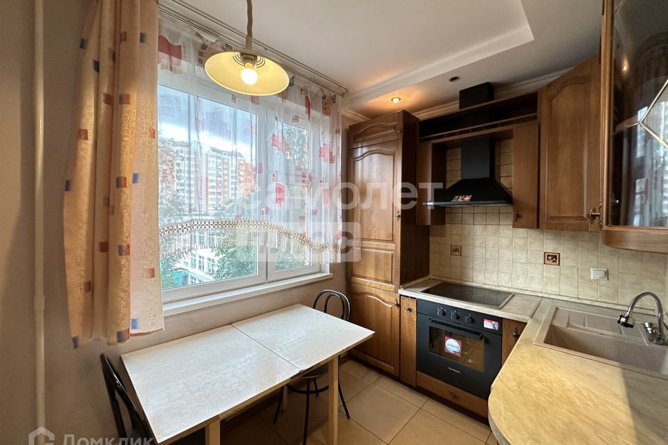 Продаётся 1-комнатная квартира, 37.6 м²