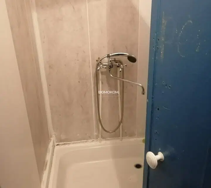 Продаётся комната в 5-комн. квартире, 12.7 м²