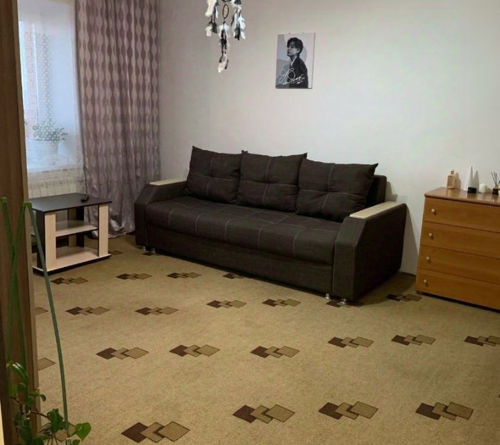 Сдаётся 1-комнатная квартира, 50 м²