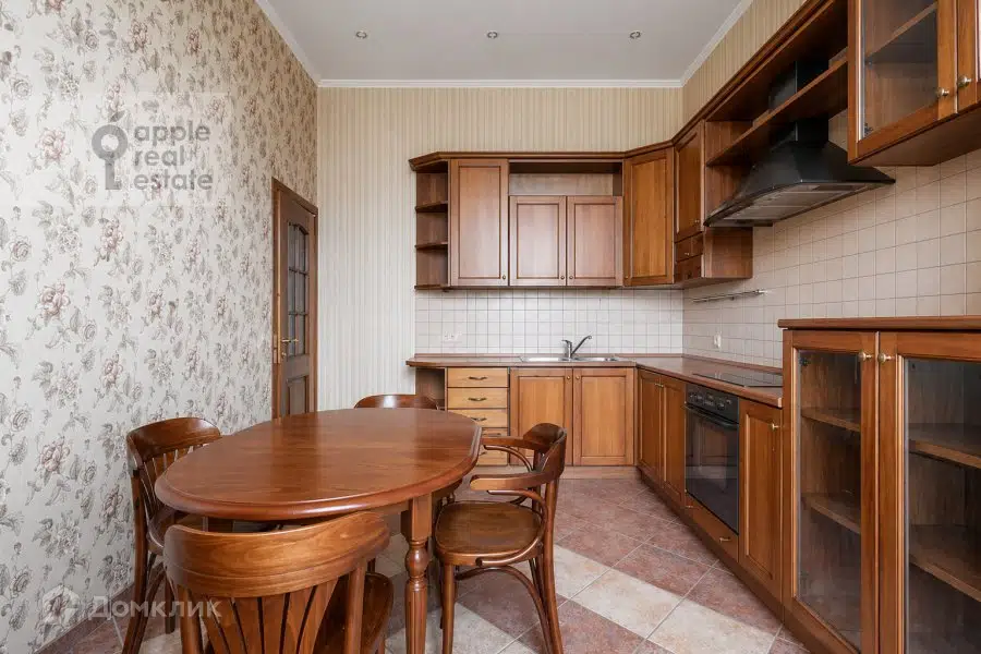 Продаётся 3-комнатная квартира, 100 м²