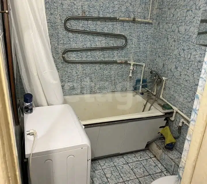 Продаётся 2-комнатная квартира, 42.7 м²