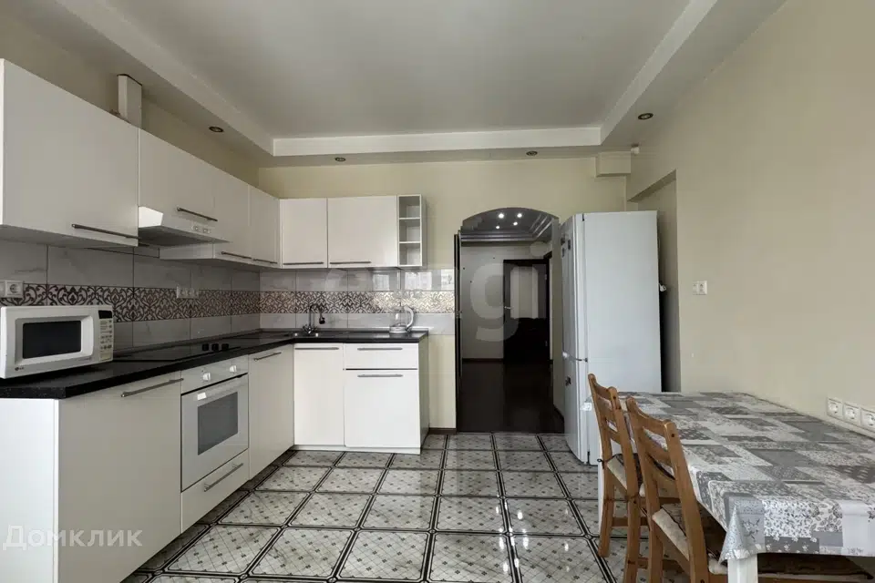 Продаётся 2-комнатная квартира, 60 м²