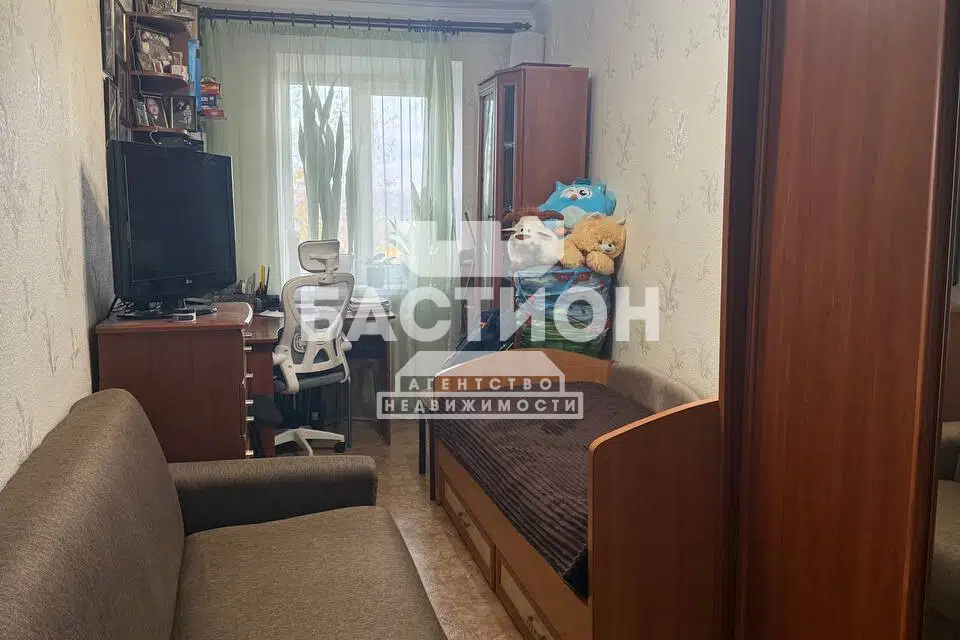 Продаётся 3-комнатная квартира, 54.9 м²