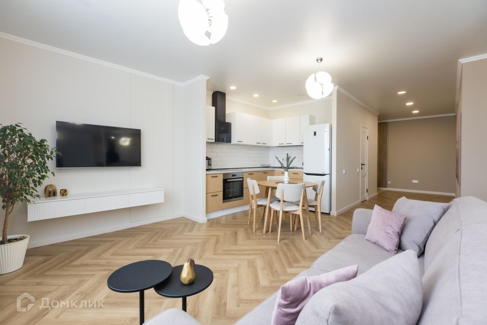 Продаётся 4-комнатная квартира, 116 м²