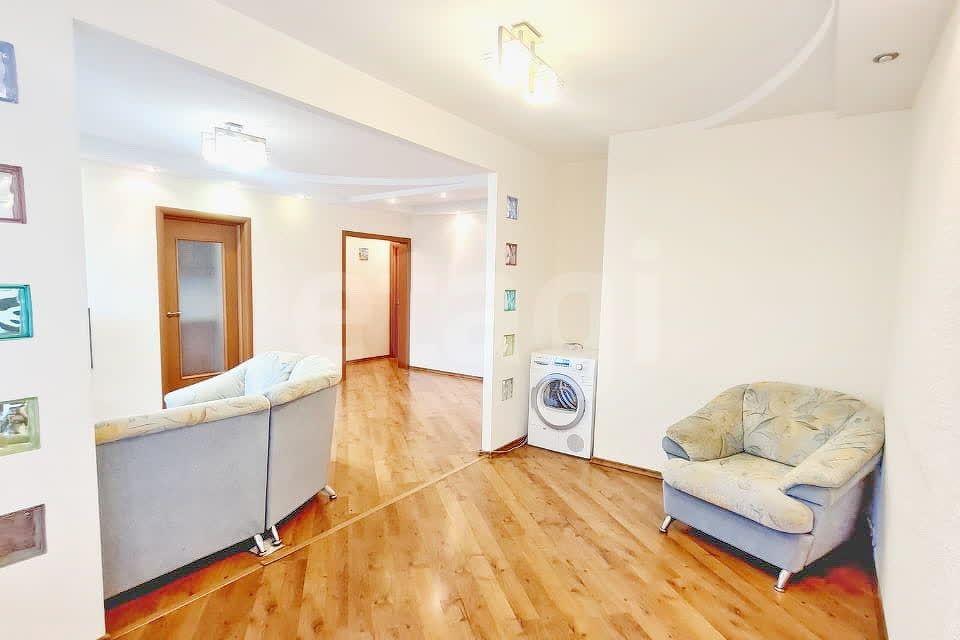 Продаётся 2-комнатная квартира, 68.3 м²