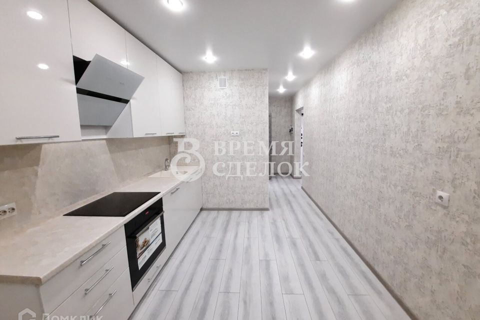Продаётся 1-комнатная квартира, 40.6 м²