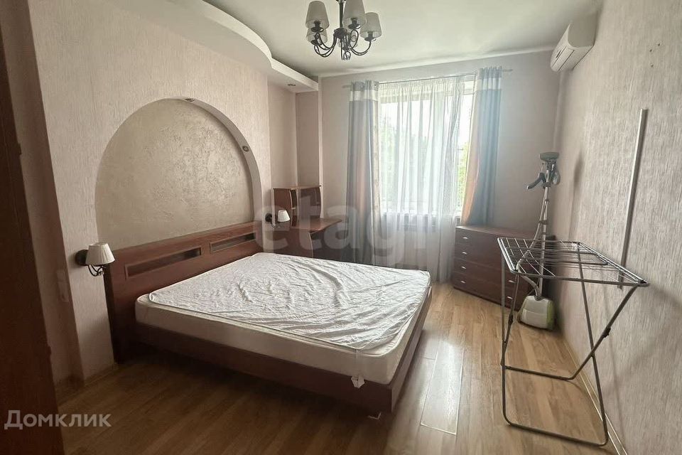 Сдаётся 3-комнатная квартира, 90 м²